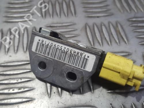 electronic-module-bmw-5-e39-1995-1996-1997-1998-1999-2000-2001-2002-2003-33500786 main image