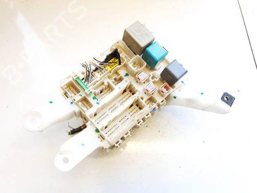 Used Fuse box Fuse box TOYOTA AURIS (_E15_) 2.0 D-4D (ADE150_, ADE150R) (126 hp) 33097917 33097917