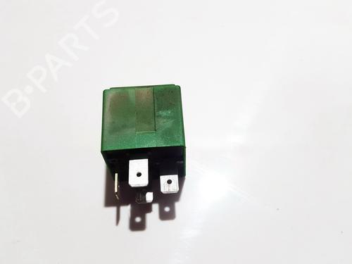 Used Other Other OPEL SIGNUM Hatchback (Z03) 2.2 DTI (F48) (125 hp) 33101772 33101772