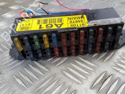 Used Fuse box Fuse box HYUNDAI SONATA IV (EF) 2.0 (134 hp) 33495695 33495695