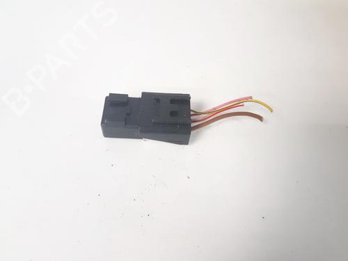 other-mazda-premacy-cp-1999-2000-2001-2002-2003-2004-2005-33086665 main image