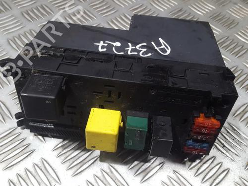 Used Fuse box Fuse box MERCEDES-BENZ C-CLASS (W202) C 220 CDI (202.133) (125 hp) 33500425 33500425