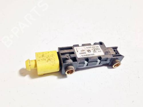 BP32576195M83 main image