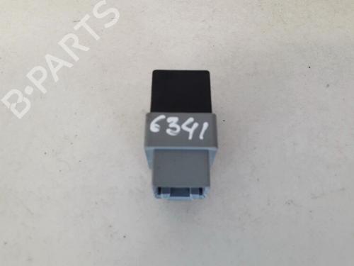 Used Electronic sensor Electronic sensor VOLVO V40 Estate (645) 1.8 (115 hp) 33074724 33074724