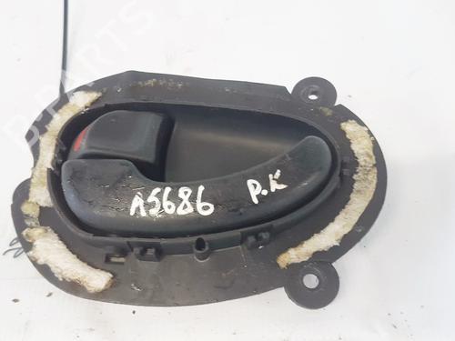Used Front left interior door handle Front left interior door handle 35628776 35628776