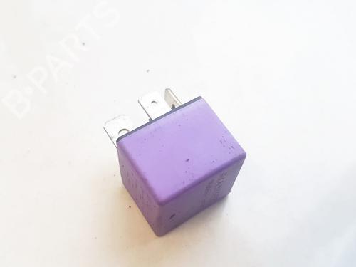 Used Electronic sensor Electronic sensor RENAULT LAGUNA I (B56_, 556_) 2.2 D (B56F/2) (83 hp) 33100197 33100197