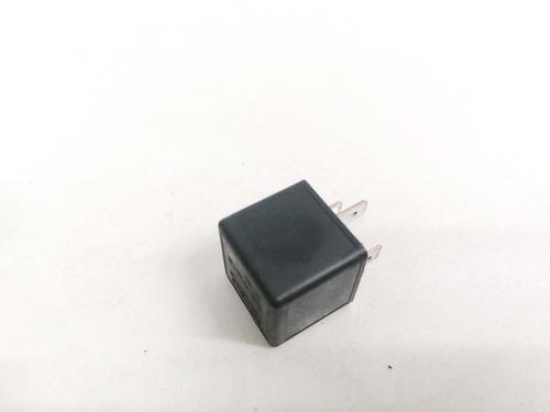 Electronic sensor OPEL ZAFIRA A MPV (T98) 2.0 DI 16V (F75) | BP33084077M84 - Image 3