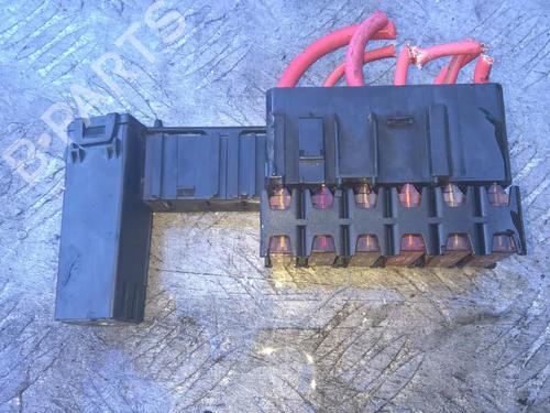 fuse-box-renault-scenic-ii-jm01_-2003-2004-2005-2006-2007-2008-2009-2010-33531338 main image