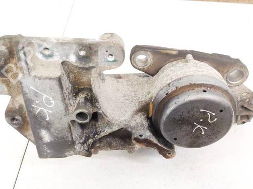 Used Engine mount Engine mount NISSAN QASHQAI I (J10, NJ10) 2.0 dCi (150 hp) 32958973 32958973