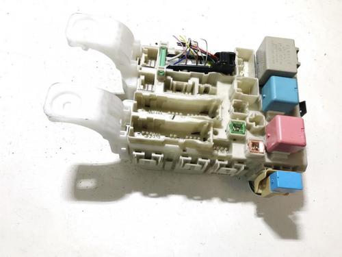 Used Fuse box Fuse box 33510147 33510147