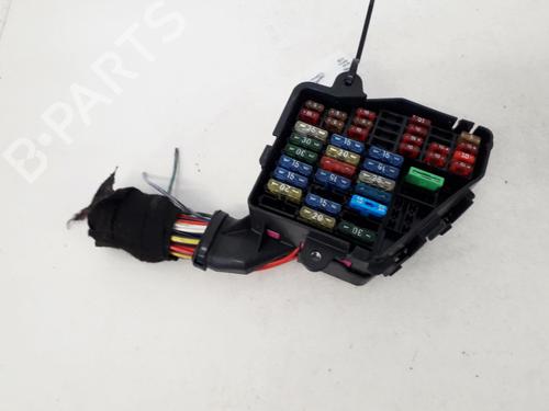 Used Fuse box Fuse box VW PASSAT B5 Variant (3B5) 1.8 (125 hp) 33074136 33074136