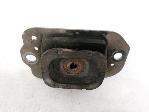 Used Engine mount Engine mount RENAULT LAGUNA III (BT0/1) 2.0 16V (BT05, BT0F, BT0W) (140 hp) 32915419 32915419