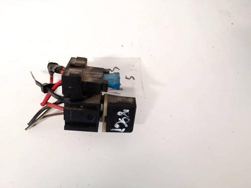 Used Electronic sensor Electronic sensor VW TRANSPORTER T4 Van (70A, 70H, 7DA, 7DH) 1.9 TD (68 hp) 32941067 32941067