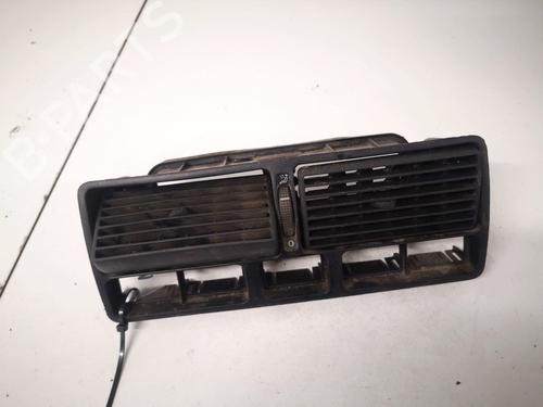 Used Air vent Air vent VW GOLF IV (1J1) 1.9 TDI (101 hp) 32890149 32890149