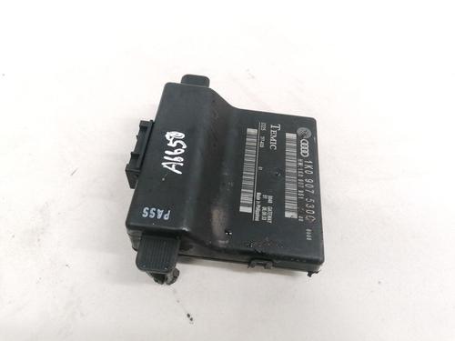 Used Electronic module Electronic module VW GOLF V (1K1) 1.9 TDI (105 hp) 33084132 33084132