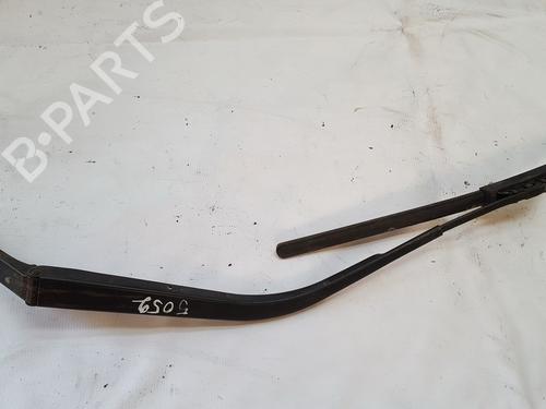 front-windshield-wiper-arm-mitsubishi-outlander-ii-cw_w-2005-2006-2007-2008-2009-2010-2011-2012-33518067 main image