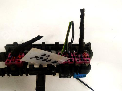 Fuse box AUDI A6 C5 (4B2, 4B4) 2.5 TDI | BP32894149E1 - Image 3