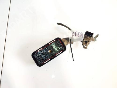 Used Fuse box Fuse box OPEL ASTRA H (A04) 1.9 CDTI (L48) (100 hp) 32584436 32584436