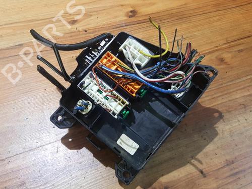 Used Fuse box Fuse box MAZDA PREMACY (CP) 1.9 (CP8W) (100 hp) 33508251 33508251