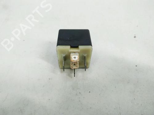 Used Electronic sensor Electronic sensor CHRYSLER VOYAGER / GRAND VOYAGER III (GS_, NS_) 2.5 TD (116 hp) 33086156 33086156