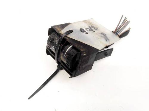 switch-vw-touran-1t3-2010-2011-2012-2013-2014-2015-2016-35225493 main image