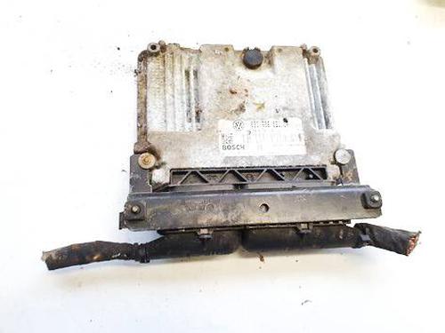 Used Engine control unit (ECU) Engine control unit (ECU) VW PASSAT B6 (3C2) 1.9 TDI (105 hp) 32539181 32539181