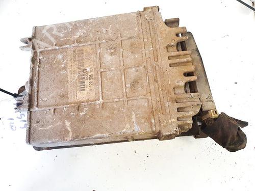 Used Engine control unit (ECU) Engine control unit (ECU) VW LT 28-46 II Platform/Chassis (2DC, 2DF, 2DG, 2DL, 2DM) 2.5 TDI (83 hp) 32888744 32888744