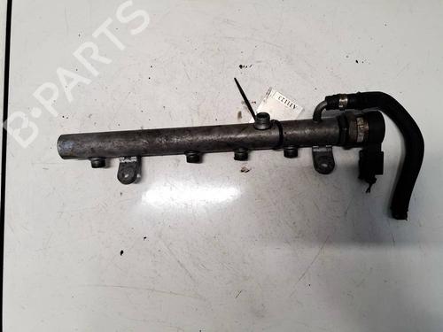 Used Injection rail Injection rail 34756180 34756180