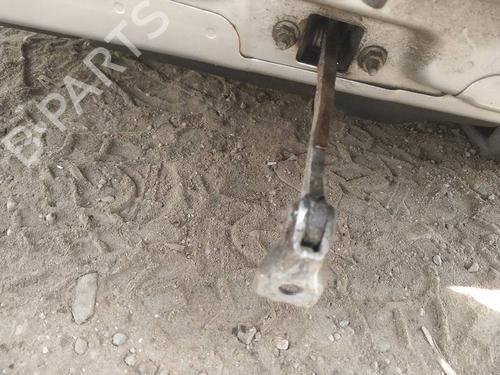 Used Hinge/Door check strap Hinge/Door check strap 35284032 35284032