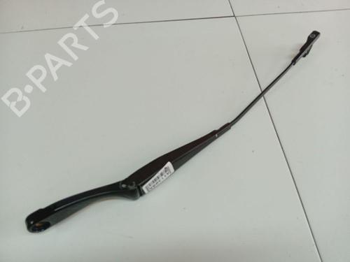 Used Front windshield wiper arm Front windshield wiper arm ALFA ROMEO 159 (939_) 1.9 JTDM 8V (939AXE1B) (120 hp) 35831553 35831553