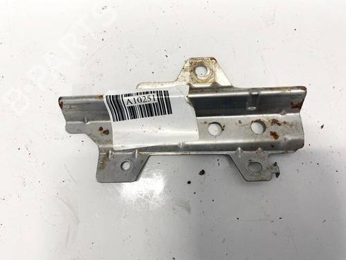 sttte-nissan-primera-hatchback-p12-2002-32589810 main image