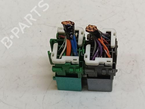 Fuse box HONDA FR-V (BE) 2.2 i CTDi (BE5) | BP35830246E1 - Image 3