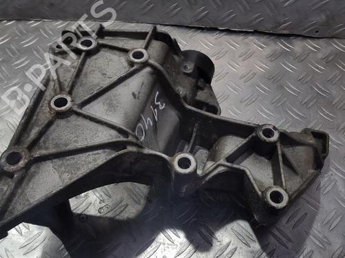Used Support Support RENAULT SCÉNIC I MPV (JA0/1_, FA0_) 2.0 16V (JA1B, JA1D, JA0C) (139 hp) 33482804 33482804