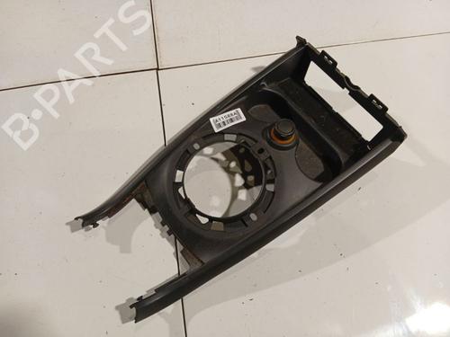Kopholder/Genstandsholder Kopholder/Genstandsholder RENAULT MEGANE II (BM0/1_, CM0/1_) 1.9 dCi (BM0G, CM0G) (120 hp) 37598078 37598078