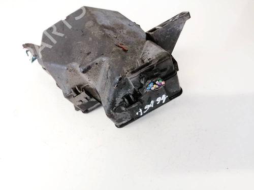 Sikringsdåse Sikringsdåse TOYOTA YARIS (_P9_) 1.4 D-4D (NLP90_, NLP90R) (90 hp) 32951601 32951601