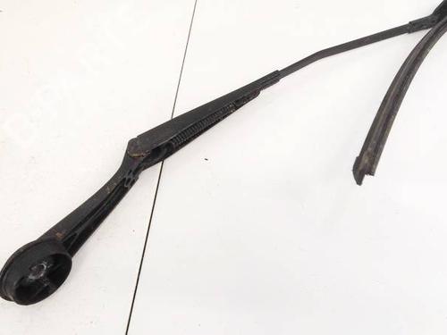 front-windshield-wiper-arm-ford-focus-iii-2010-2011-2012-2013-2014-2015-2016-2017-2018-2019-2020-32961376 main image