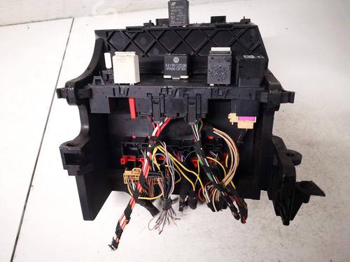 Used Fuse box Fuse box VW GOLF PLUS V (5M1, 521) 1.4 16V (75 hp) 32924957 32924957