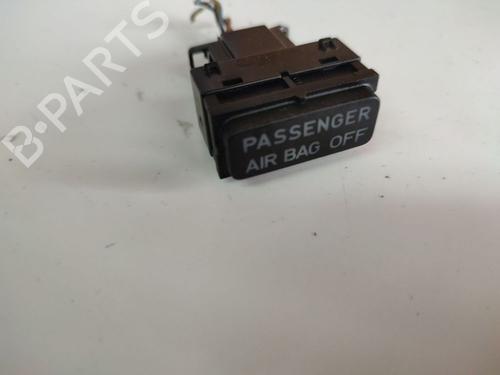 Switch VW GOLF V (1K1) 2.0 TDI | BP39669335I30 - Image 2