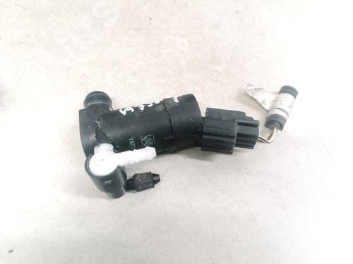 washer-pump-volvo-v50-545-2003-2004-2005-2006-2007-2008-2009-2010-2011-2012-35476616 main image