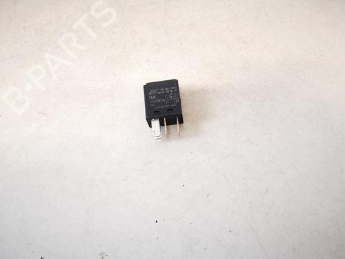 Used Electronic sensor Electronic sensor VW POLO IV (9N_, 9A_) 1.2 12V (64 hp) 32896338 32896338