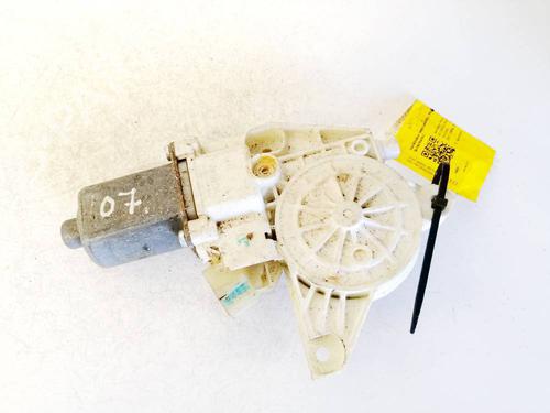 Used Left front window motor Left front window motor PORSCHE CAYENNE (9PA) S 4.5 (340 hp) 35109100 35109100