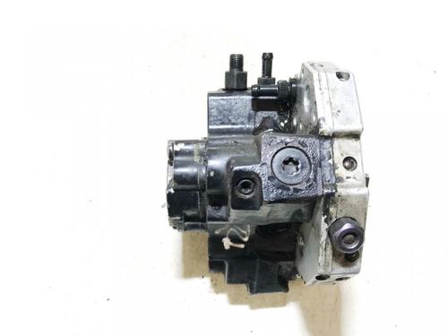 Used Injection pump Injection pump VOLVO V70 II (285) D5 (163 hp) 35706799 35706799