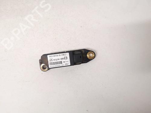 Used Electronic module Electronic module MERCEDES-BENZ C-CLASS (W203) C 220 CDI (203.006, 203.008) (143 hp) 32890381 32890381