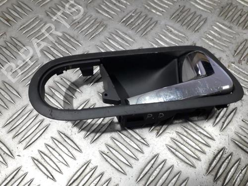 Used Front right interior door handle Front right interior door handle 38582748 38582748