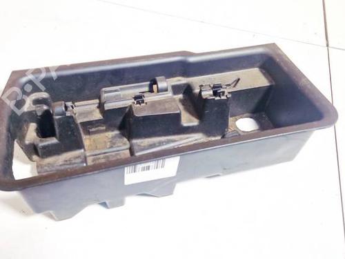 Used Boot lining Boot lining MITSUBISHI GRANDIS (NA_W) 2.0 DI-D (NA8W) (136 hp) 35025315 35025315