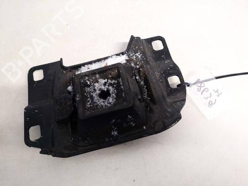 Used Engine mount VOLVO V50 (545) 2.0 D (136 hp) 32927581