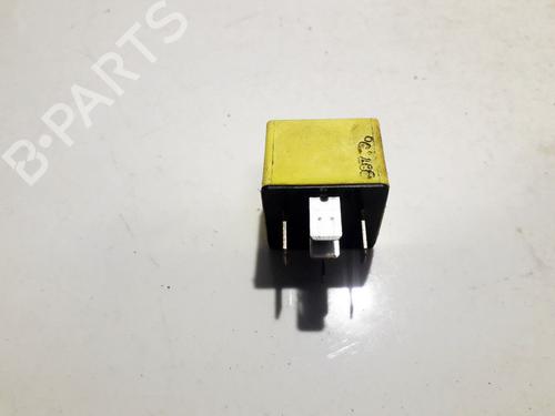 Used Electronic sensor Electronic sensor RENAULT MEGANE I (BA0/1_) 1.6 16V (BA04, BA0B, BA11, BA1J, BA16, BA19, BA1K, BA1V,... (107 hp) 33524527 33524527