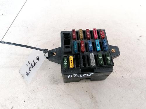 Used Fuse box Fuse box OPEL FRONTERA A (U92) 2.0 i (115 hp) 32884687 32884687