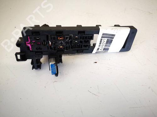 Fuse box VW PASSAT B6 (3C2) 2.0 TDI | BP32587115E1 - Image 4
