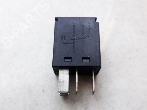 Used Electronic sensor Electronic sensor FORD FOCUS I (DAW, DBW) 1.6 16V (100 hp) 33528247 33528247